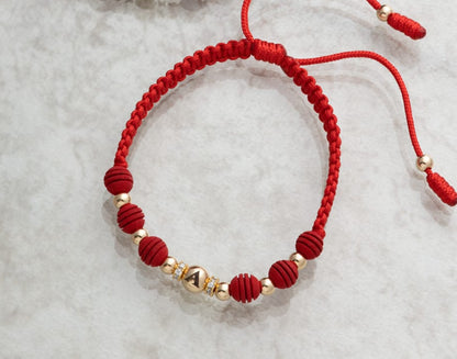 Red Bracelet Engraved with 4mm Smooth Beads