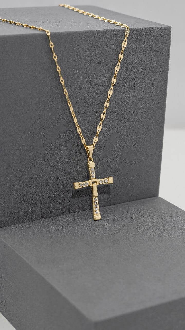 Diamond cross Pendant