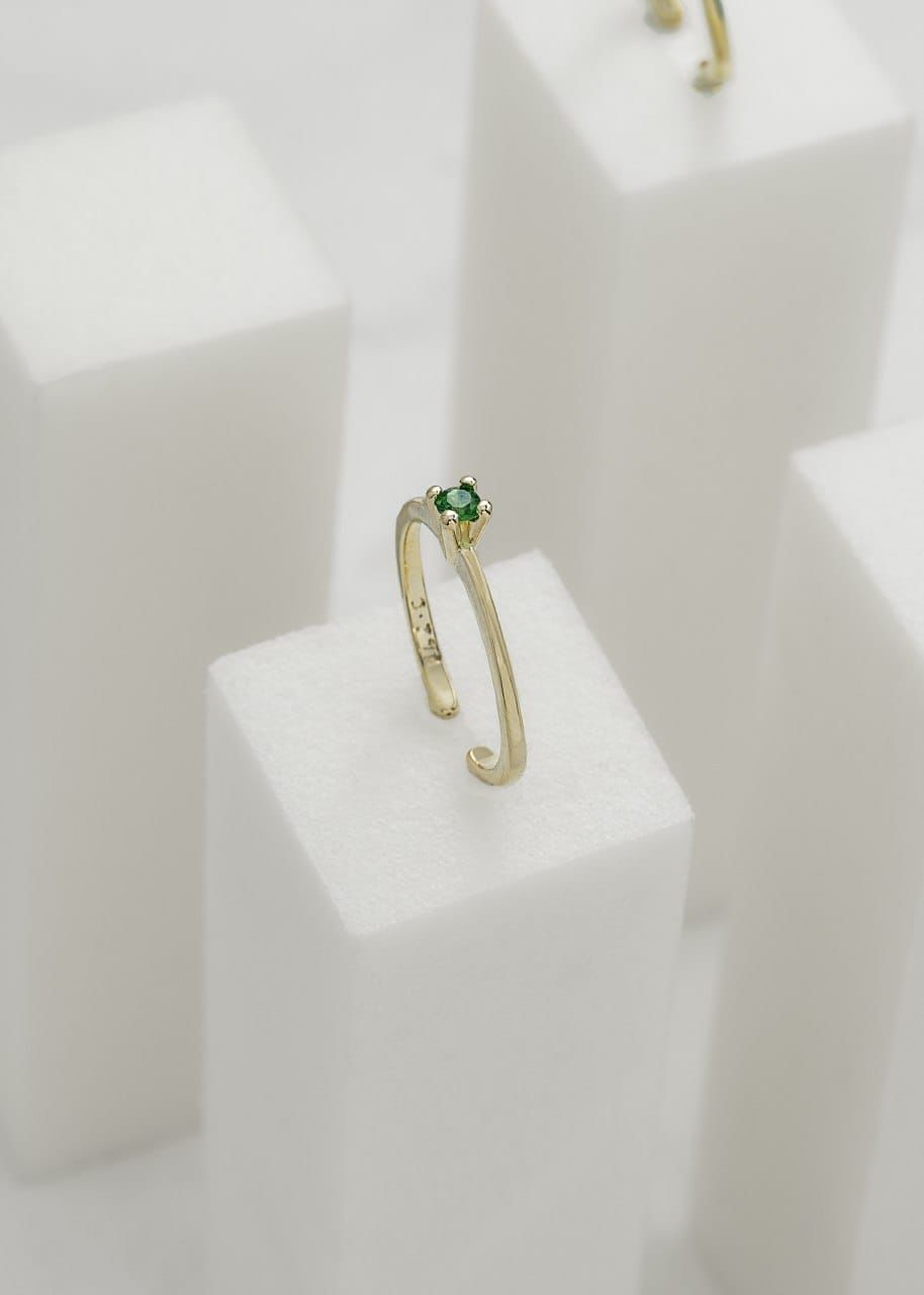 Simple green zircon adjustable ring