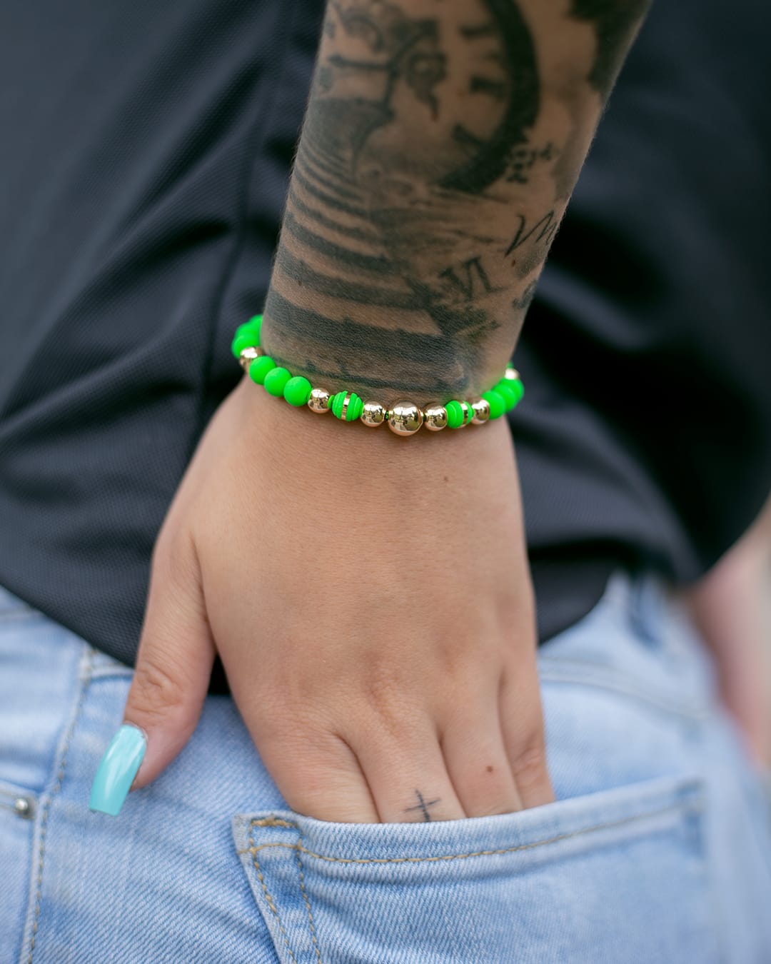 Neon green bracelet smooth 6mm and 8mm beads